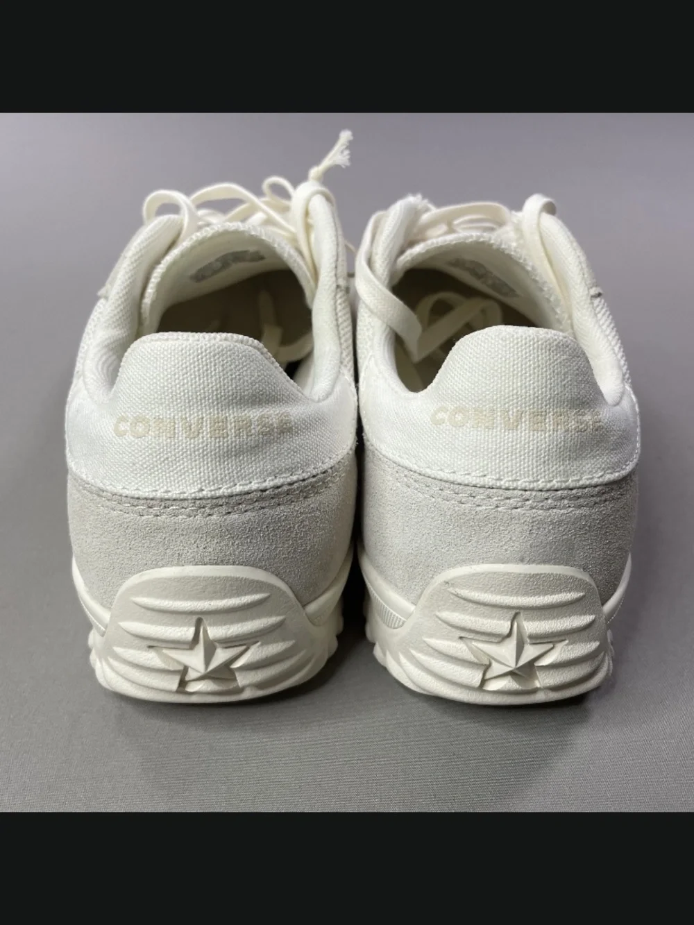 NEW Converse Shoes Womens 9 off white beige suede leather run star trainers
